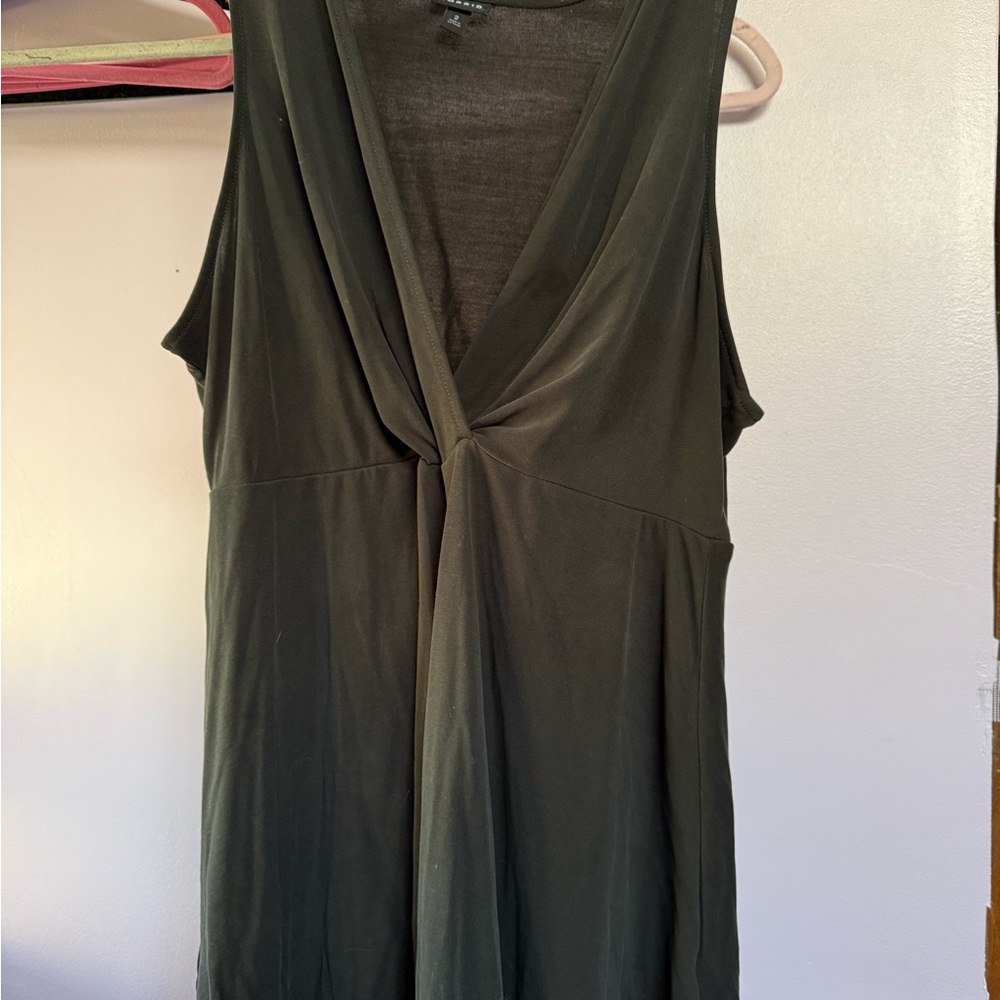 Sleeveless Black dress shirt